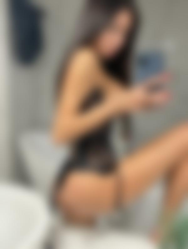 Misslizzy, mulher procura homem para educação severa em Ananindeua
